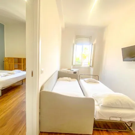 Lexie Guest house *
