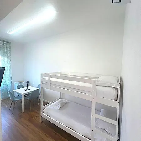 Lexie Guest house