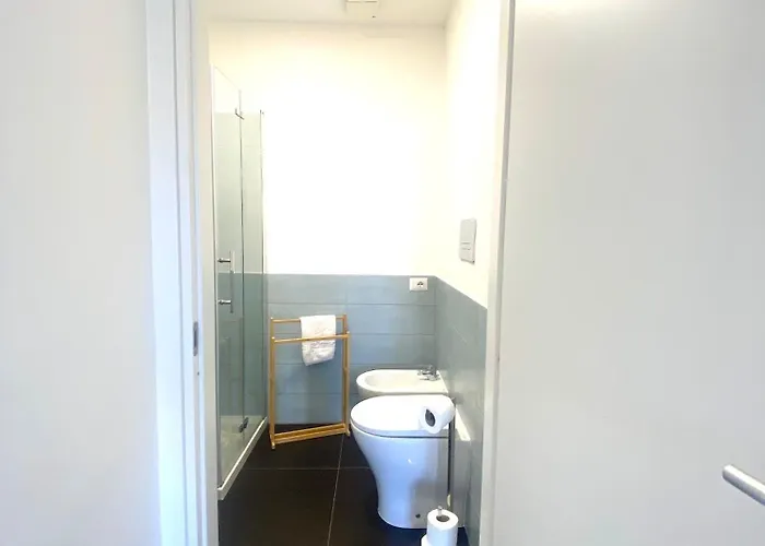 Πανσιόν Lexie Suites, Termini St